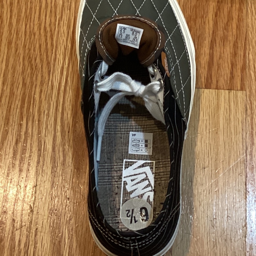 Vans Low Tops⭐️ - Picture 5 of 5